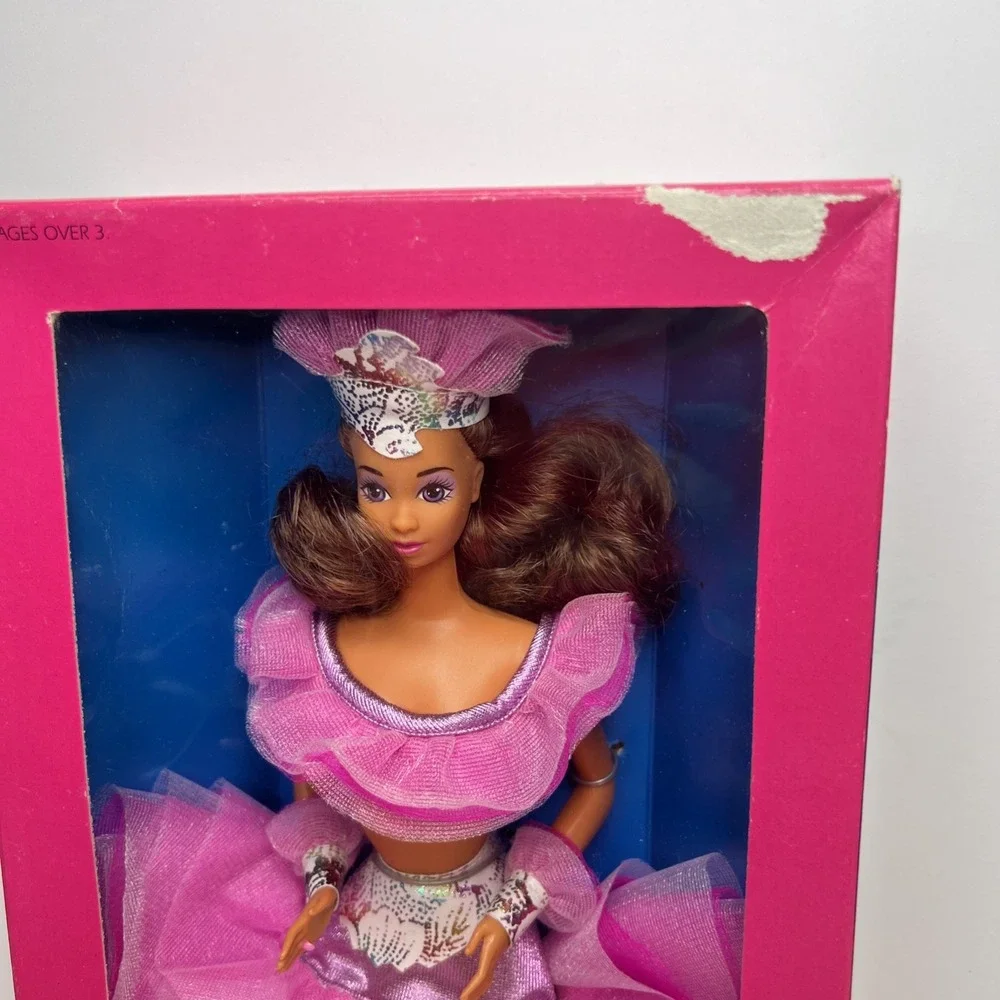 1989 Brazilian Barbie #9094 Dolls of the World NIB Vintage Mattel